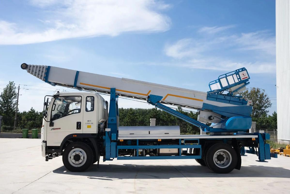 潭门镇云梯上料车租赁费用