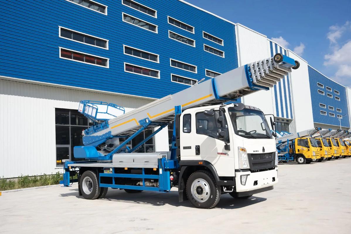 潭门镇出租云梯车高空作业车 建筑垃圾搬运